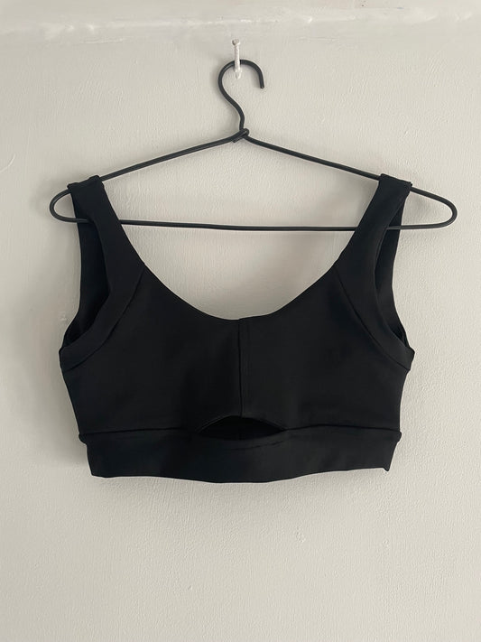 Top Luna Negro. Tallas S, M, y L