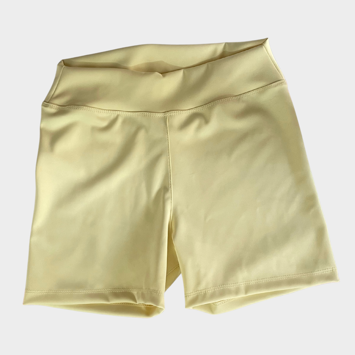 Short Luna Amarillo Crema XS, S, M, L