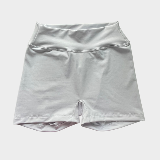 Short Luna Blanca. xs, s, m, l