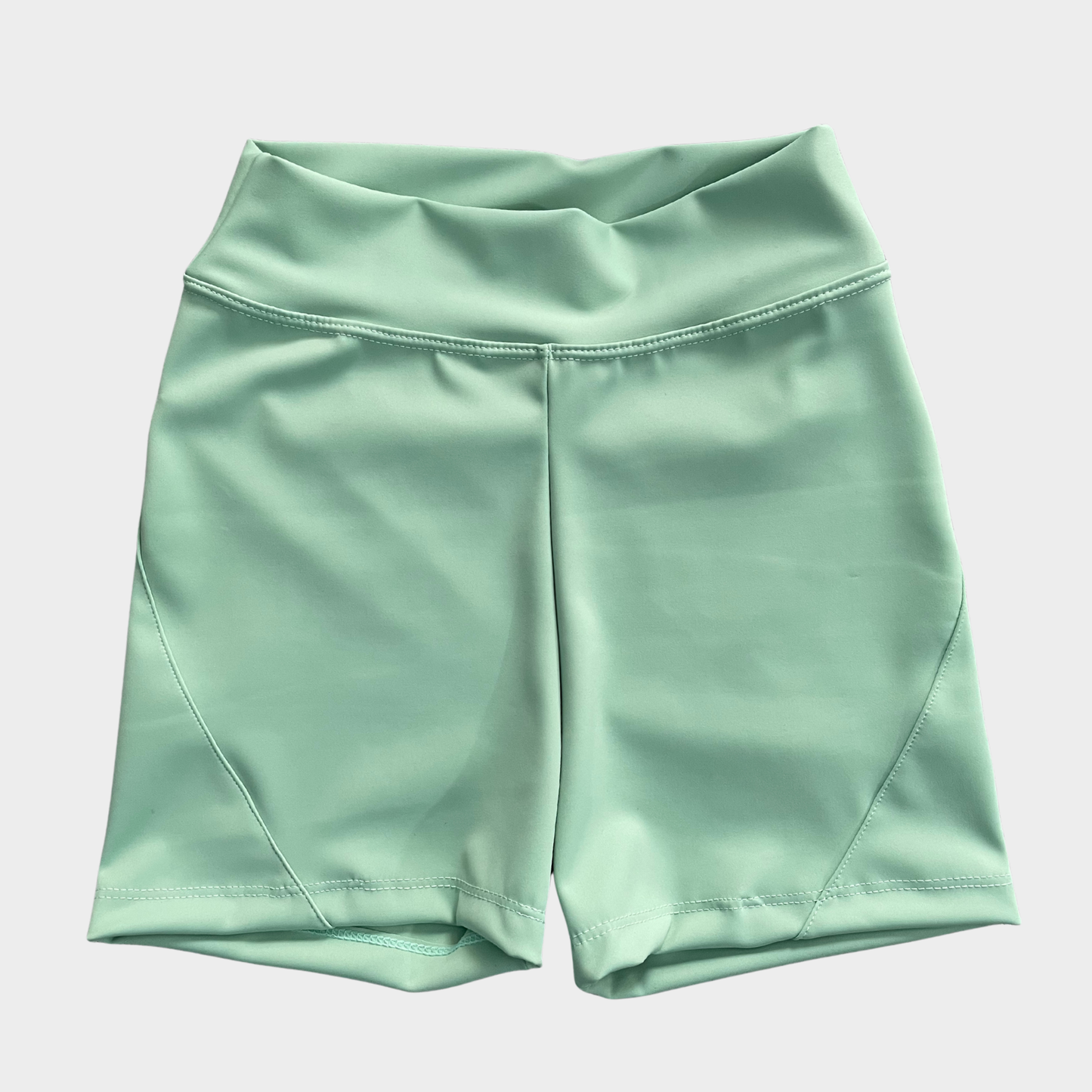 Short Alicia Verde Menta.  XS, S, M, L