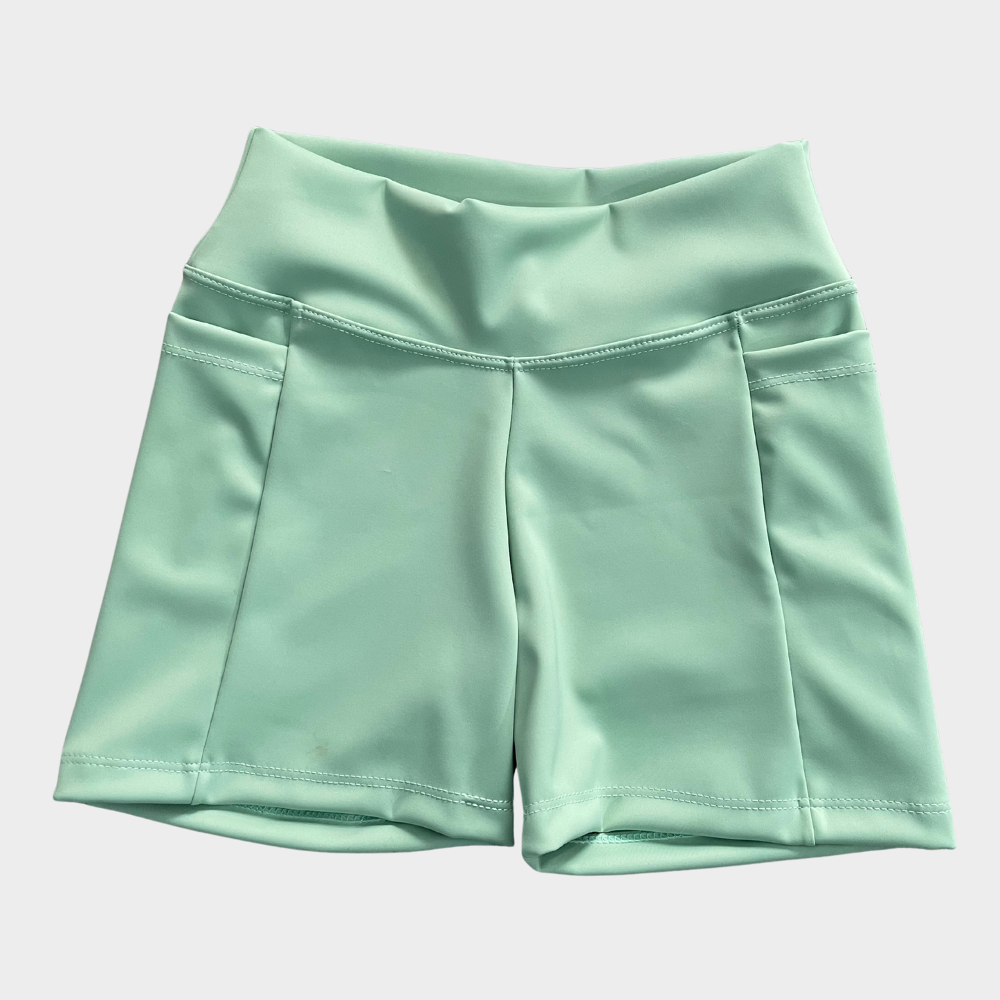 Short Sol Verde Menta. XS, S, M, L